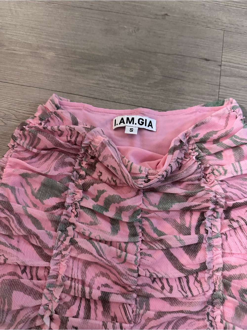 I.AM.GIA Pink Ruched Mini Skirt - Picture 3 of 6